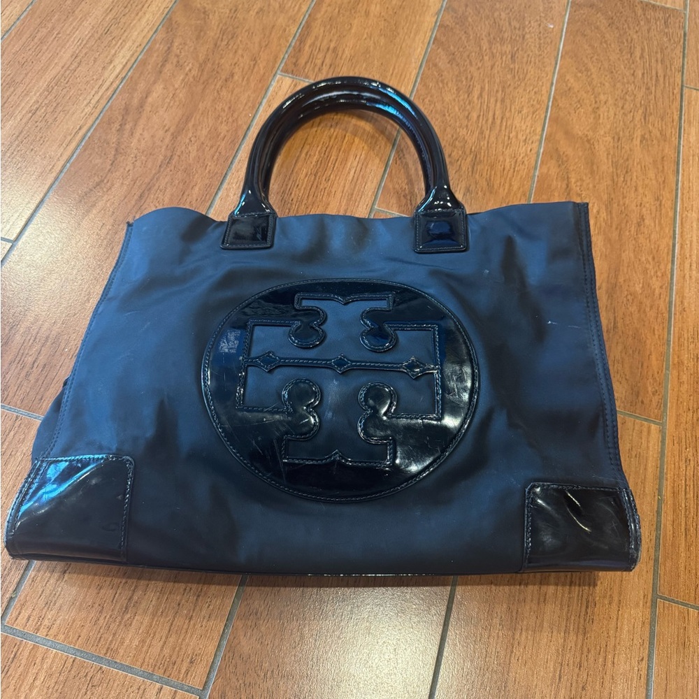 Tory Burch Black Leather Tote with Logo